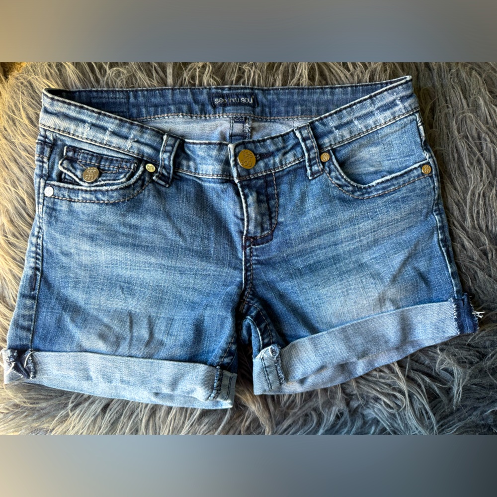 See Thru Soul Jean Shorts Women’s Size 29. Preowned/Good Condition.